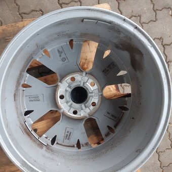 Predam hlinikove disky na VW Gplf 6-7,,16 zoll - 7