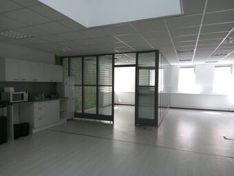 Prenájom Open spacu - Palisády, 130 m2 - 7