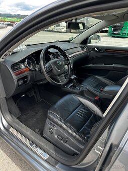 Škoda Superb 2.0 TDi DSG VW Passat golf Octavia Leon - 7
