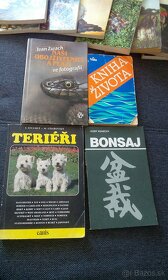 Knihy , encyklopedie - 7