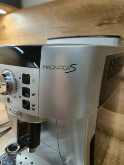 De'Longhi MAGNIFICA S - 7
