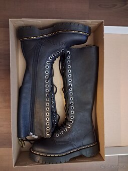 Dr.Martens vysoké kožené čizmy - 7