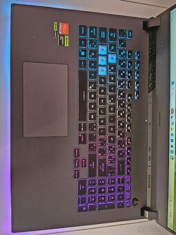 Predám notebooku Asus Rog Strix G17, G713PI - 7