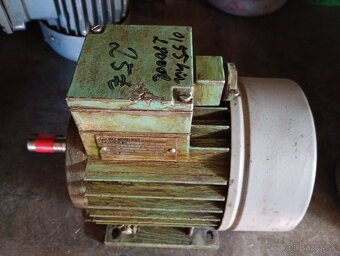 Predam elektromotory na 400V. - 7