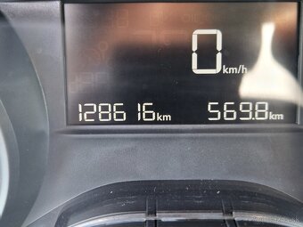 Predám Peugeot 2008 -1,2 60KW benzin - 7