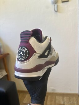 Paris Saint-Germain x Air Jordan 4 Retro 'Bordeaux' - 7