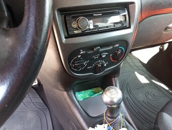 Peugeot 206 - 7