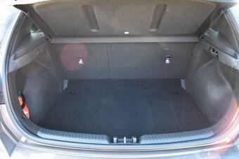 Hyundai i30 1.5 T-GDi mHEV iMT Style - 7