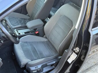 Volkswagen Golf 1.6 TDI BMT 115k Edition Comfortline DSG - 7