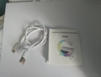 LAMPA S REPRAKOM, HODINAMI, BUDIKOM, BEZDRÔTOVOU NABÍJAČKOU - 7