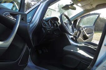 Opel Astra ST 1.7 CTDI 81kw r.v.2011 - 7