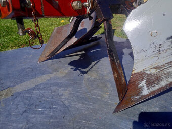 obojstranný pluh obracák Terra Vari Agzat - 7