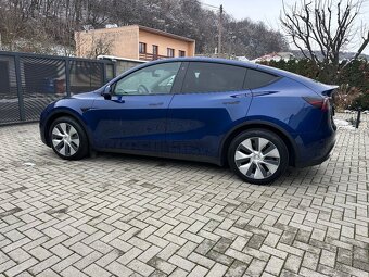 Tesla Model Y Long Range AWD 4x4 - 7