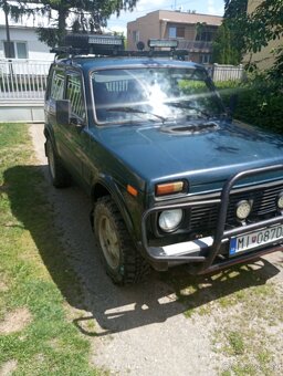 Lada Niva - 7