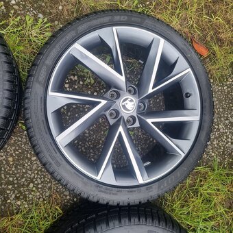 VEGA Alu zimne Superb III 235/40/19 VW Tiguan Sharan - 7