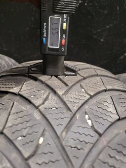 215/70 R16 Semperit zimne pneumatiky - 7