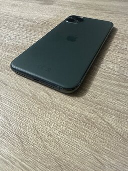 iPhone 11 Pro Max / 64GB Green / TOP stav - 7