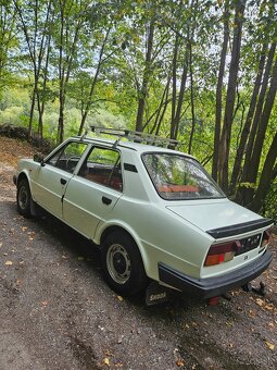 Škoda 105 - 7