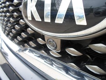 Kia Sorento 2.2 CRDi 4x4 147kW automat,ťažné,360°kamera,pano - 7