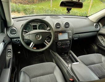 Mercedes Benz M Trieda Ml 420CDi V8 225Kw W164 4-Matic 7-G - 7