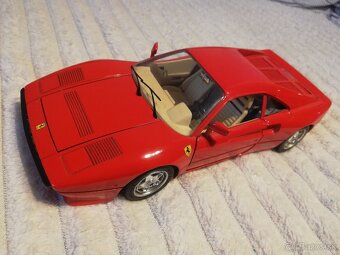 1:18 FERRARI GTO Bburago 1984 - 7