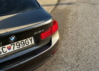 BMW rad 3 318d A/T - 7