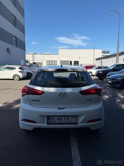 Predám Hyundai I20 benzín 1.4 - 7