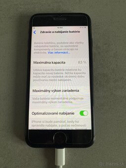 iPhone 8 64GB - 7