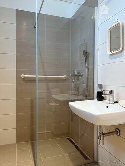 🏡 PREDAJ: 1-izbový byt s loggiou a parkovaním, Senec 🏡 - 7