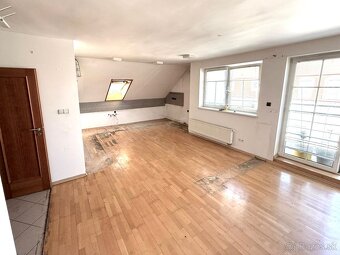 5 izbový mezonetový byt Košice - 7