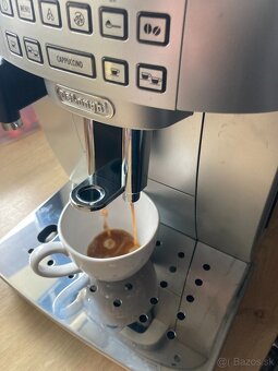 Kavovar DeLonghi Magnifica S cappuccino po velkom servise - 7