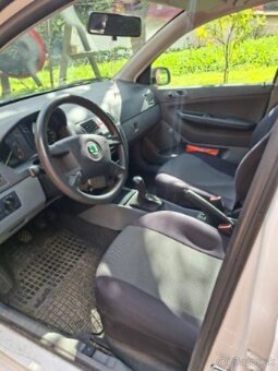 Škoda Fábia - 7