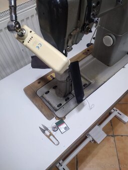 Predám priemyselný šijací stroj Pfaff na 230 V - 7