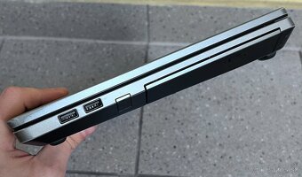 HP ProBook 4530s / i5 2430M / 8GB RAM / 120 GB SSD / 15.6" - 7