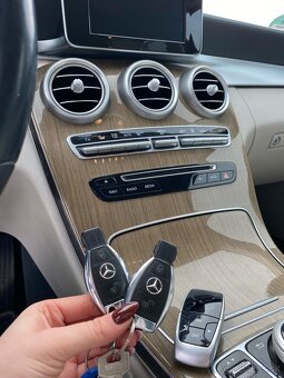 Mercedes-Benz C220 4MATIC - 7