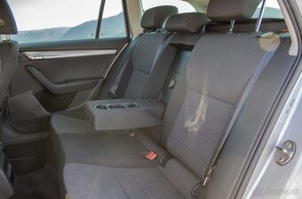 Škoda Octavia Combi 2.0 TDI Business DSG - 7