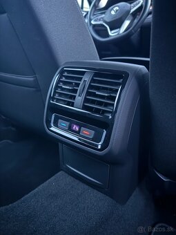 Volkswagen Passat 2.0TDI 140kw 4Motion DSG 2020 prihlásené - 7