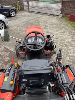 Kubota b1830 - 7