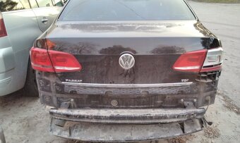 Volkswagen Passat B7 1.6 TDI 2011 predám DVERE, MOTOR CAY - 7