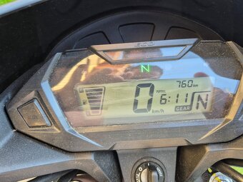 Honda CBF125M - 7