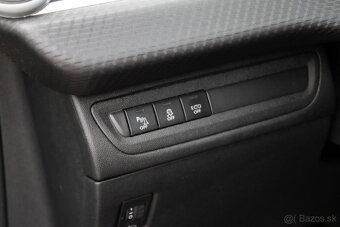 Peugeot 2008 1.2 PureTech 110 S&S Style - 7