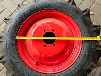 Čisto nové kolesá aj s diskami, na traktor - 7