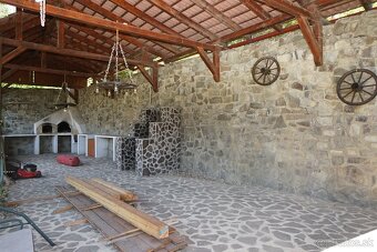 Rodinný dom / chalupa v krásnom kľudnom prostredí- Korytárky - 7