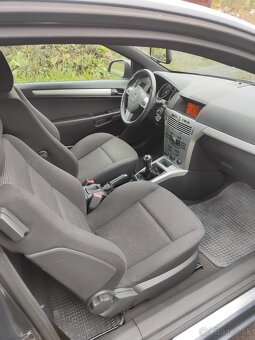Opel Astra GTC 1.6 85 kw 2010 - 7