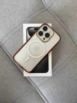 Apple iPhone 15PRO 256GB - 7