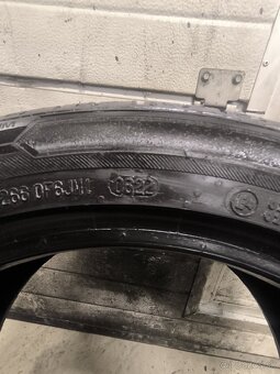 Predám pneumatiky Barum letné 235/45R17 - 7