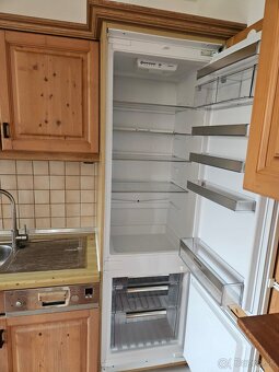 Masívna kuchynská linka z Nemecka so spotrebičmi - 7