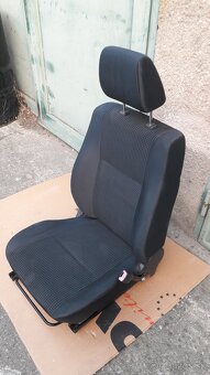 Suzuki Swift 05-10 3dv. sedačky - 7