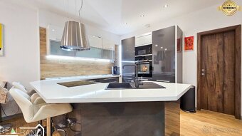 PREDAJ-VÝNIMOČNÝ, 3-IZBOVÝ BYT, BRATISLAVA-STARÉ MESTO - 7