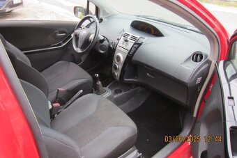 Yaris 1,8 T-sport Lux + 3D - 7